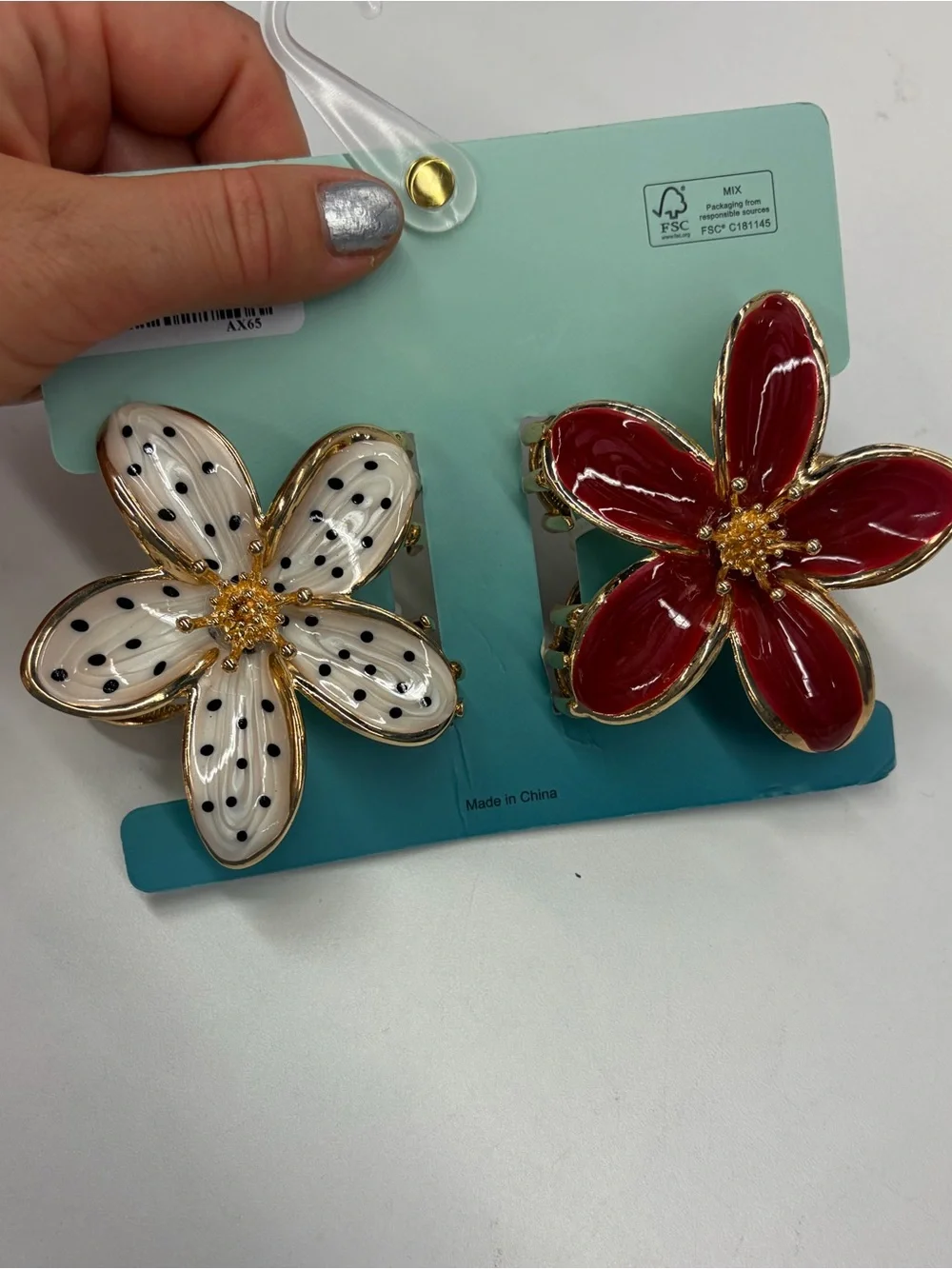 NWT ⚜️🌺⚜️ Piper K Enamel Flower Hair Claw Clip Set of 2